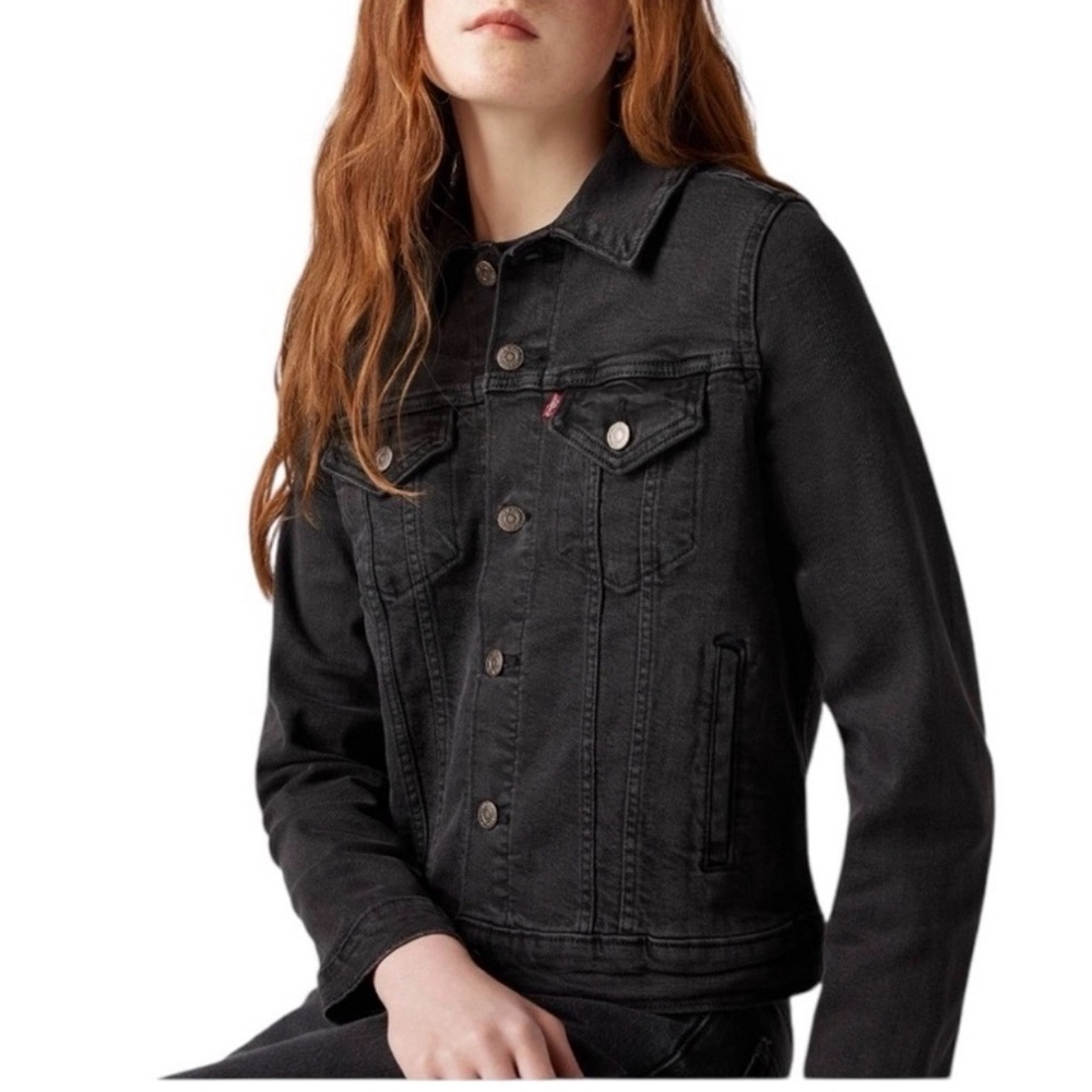 Levi’s trucker jacket